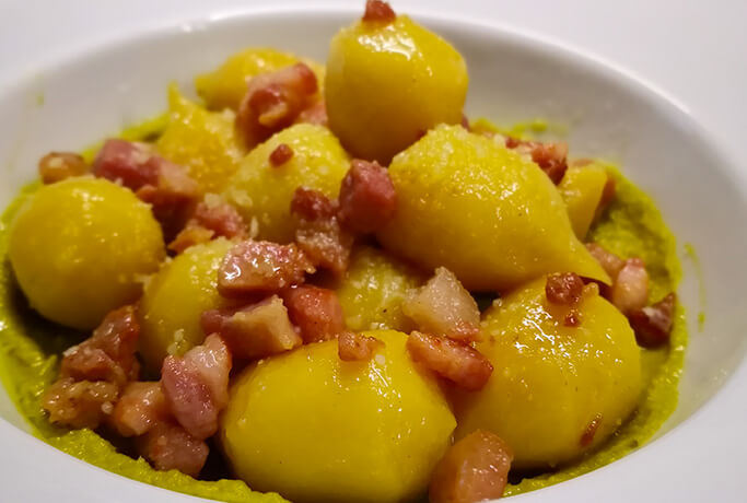 Stuffed Gnocchi Peas Bacon Recipe